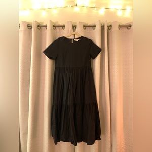 Glamorous Black Short Sleeve Tiered Maxi Dress Size XS Oversized Fit